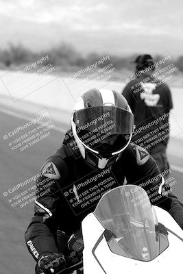 media/Mar-20-2023-Moto Forza (Mon) [[d0bbc59e78]]/Around the Pits/
